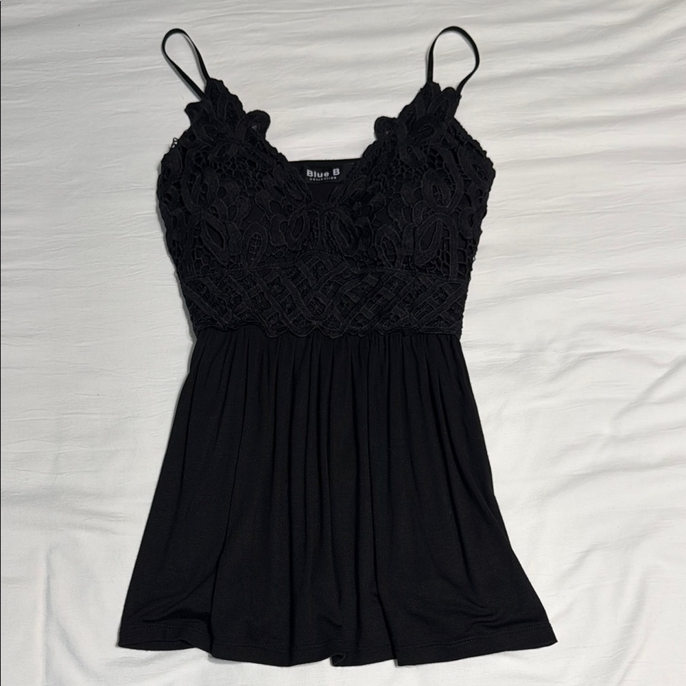 Black Crochet Camisole Top adjustable straps size small